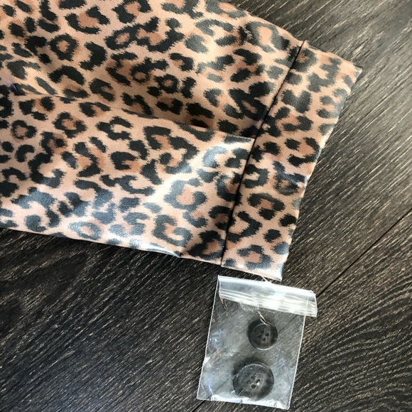 Something Navy leopard rain coat size small - Picture 3 of 8